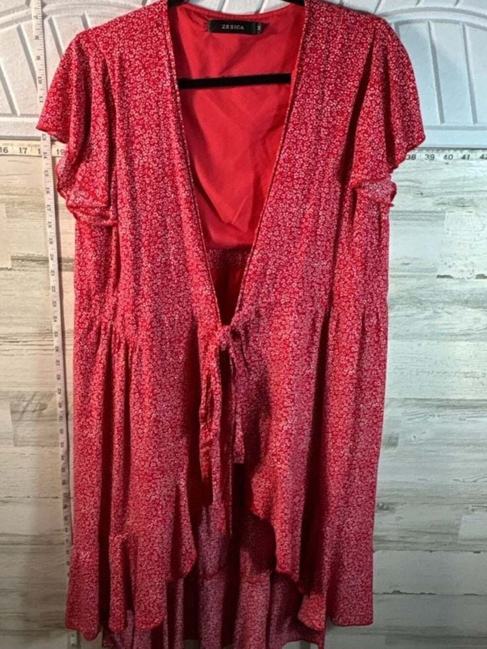 ZESICA Red White Floral Ditsy Print Short Sleeve Ruffle Midi Dress Size M
